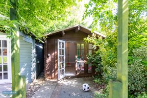 Summerhouse- click for photo gallery